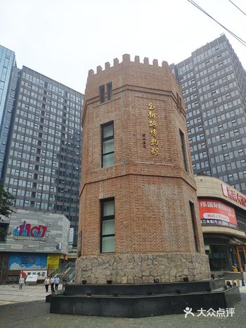 长发公主的城堡，快把辫子扔下来，拉我上去吧