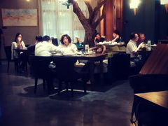-梧桐树下(云锦世家店)
