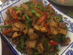 -鲁班小馆(政四街店)