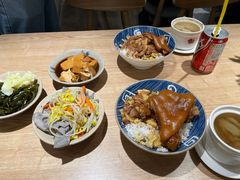 -红猪卤肉饭(大西洋美食城店)