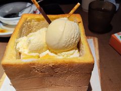 面包遇上冰激凌-新发现(宝山龙湖店)