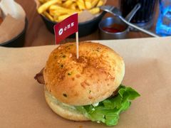 -必胜客(港汇店)