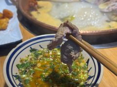 -洱火云南酸菜牛肉火锅(石景山当代商城店)