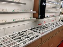 -荣视医眼镜(老车站店)