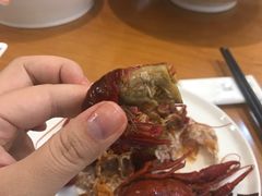-虾弄弄海派小龙虾·牛羊蝎子火锅