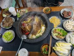 -重庆故事姊妹老火锅(财经学院店)
