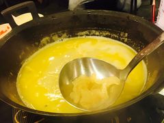 -鲜入围煮花胶鸡海鲜火锅