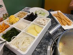 -一席地·本地鸡窝·杭帮鸡火锅(萧山银隆百货店)