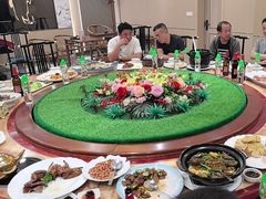 -方鼎食府
