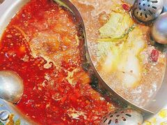 -沸炉重庆老火锅(军事博物馆店)