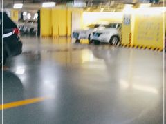 -世纪东方广场-停车场