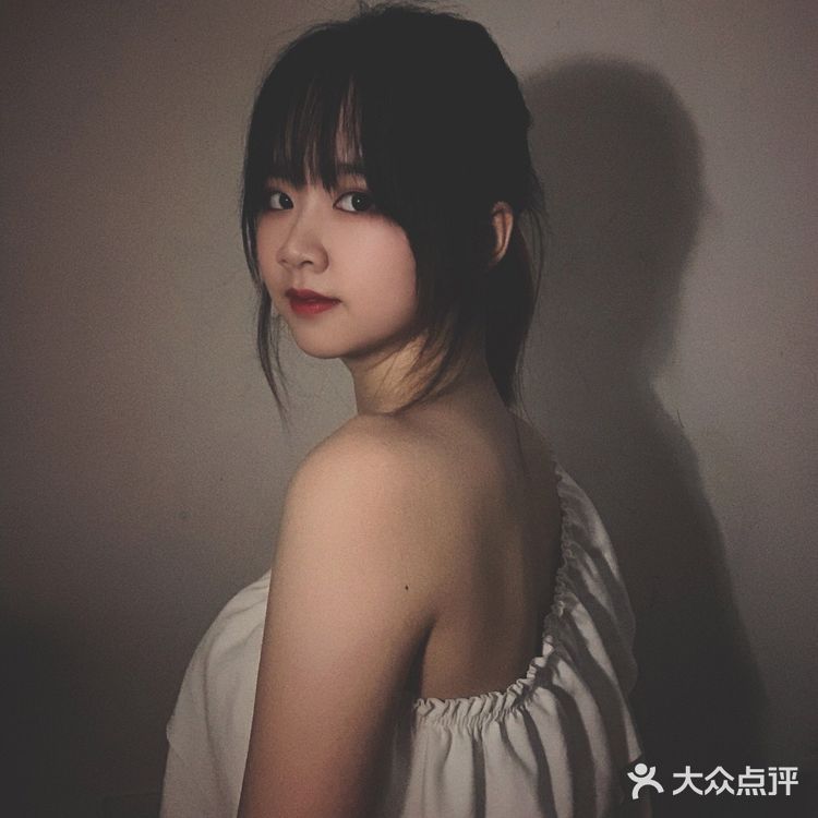 [糖果]宅家造作来自拍啊 [加油]点燃你的朋友圈