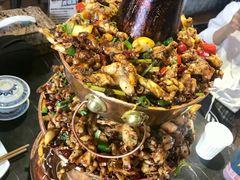 -巴四老城区炭火蛙锅(张江店)