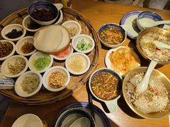 -包整·丝娃娃(一览甲秀楼风景店)