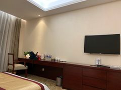 -兴芮温泉度假区