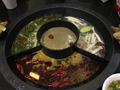 -重庆德庄火锅(体育中心店)
