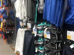 -迪卡侬(西三旗店)