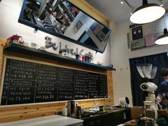 大堂-Be Lived Cafe比例咖啡(摩天轮店)