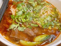 -牛吃草牛肉面牛杂面(桐城路店)