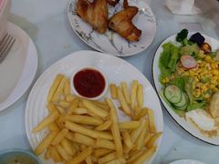 -丽莎沙拉轻食餐厅(国贸店)