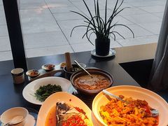 -凤凰湘语·平价海鲜餐厅(浦东旗舰店)
