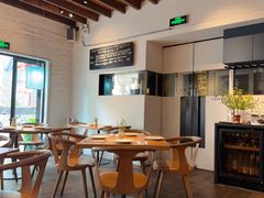 -La Strada(安福路店)