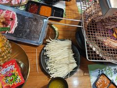 -合易泓烤肉·海肠捞饭(火车站店)