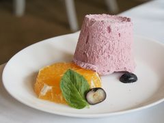 奶油慕斯配香橙-成桂西餐厅·41年的味道(五大道疙瘩楼店)