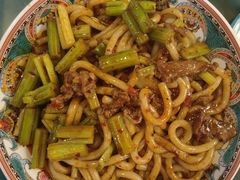 -蘑菇拌面•正宗新疆菜