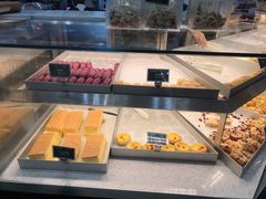 -酥大興·新国潮糕点配茶饮(龙岗万达黑金店)