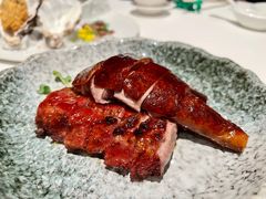 西班牙黑毛猪叉烧拼烧仔鹅-誉珑轩