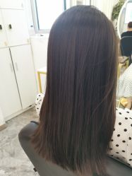 -MODEL'S HAIR