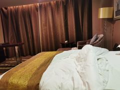 -龙岩东方凯悦商务酒店(国际美食城店)