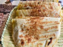 东北大肉馅饼（东北特色）-石老头关东饺子王·东北菜(嘉华鑫城店)