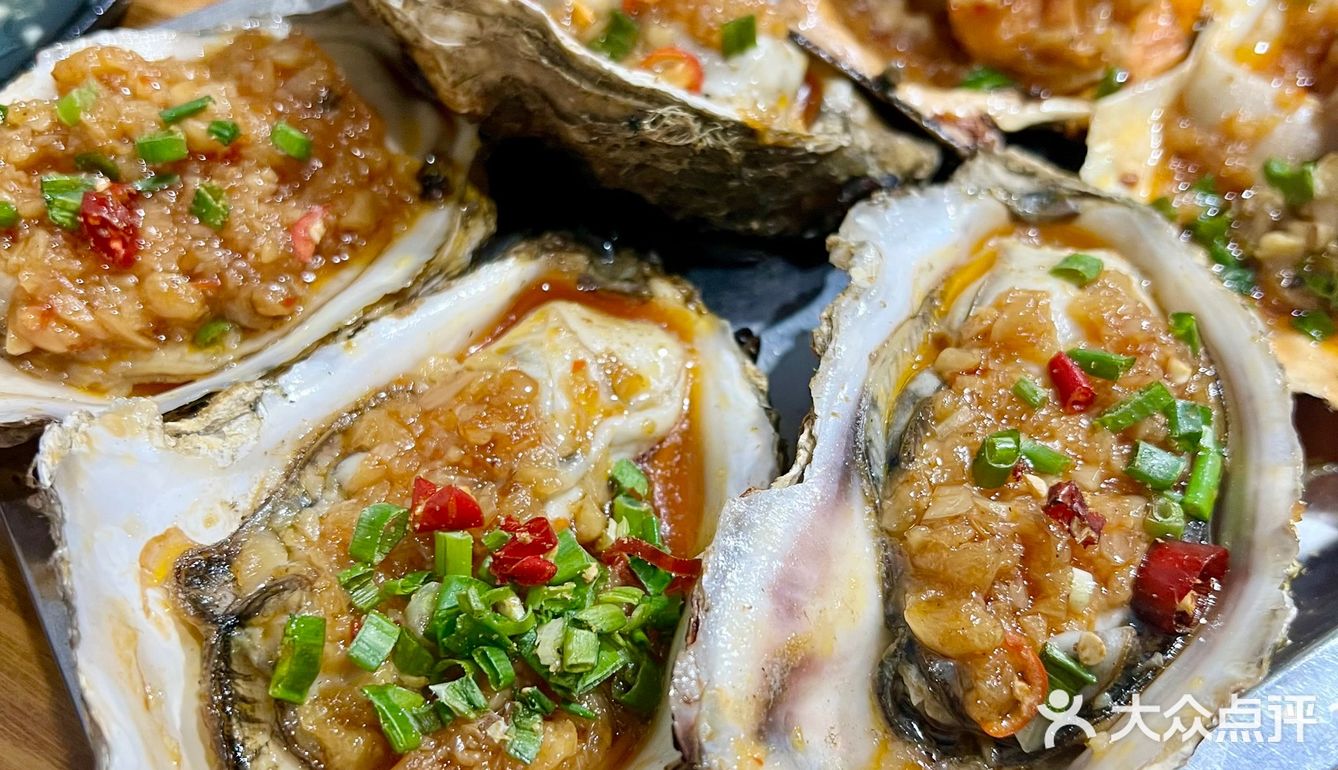 朋友带我觅食的超好吃的东北烧烤！