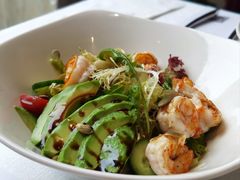虾仁牛油果沙拉-The V泽惟·低温慢煮料理