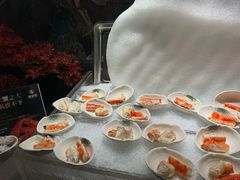 -雍容荟帝王蟹活龙虾展台自助(IFS黑金店)