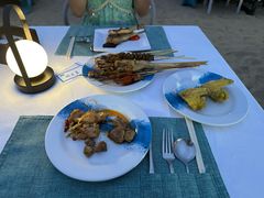 -亚龙湾希尔顿自助餐厅·海鲜·烧烤·沙滩BBQ·现场乐队