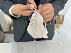-J-Optical佳视明眼镜·蔡司视觉(青岛金茂览秀城店)