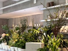 -洪小鹏生活美学馆(领SHOW天地店)
