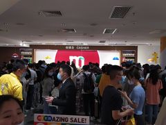 等位区-m豆巧克力世界(上海世茂广场店)