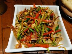 -楼兰新疆主题餐厅(坂田佳华领汇广场店)