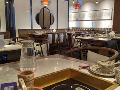 -尚尚仙·酸汤猪手·猪肚鸡火锅(华联万柳购物中心店)