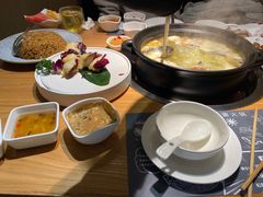 -一朵菌·野生菌探索家火锅(南亚店)