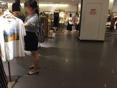 -URBAN REVIVO(深圳华润万象天地店)