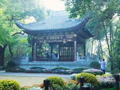 -汇龙潭