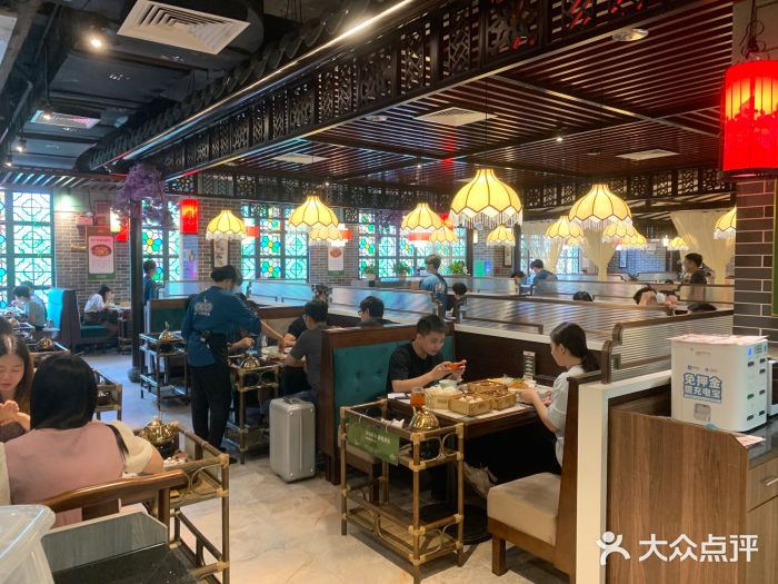 悦满楼·西关名点·湛江名菜(航空综合大厦店)大堂图片