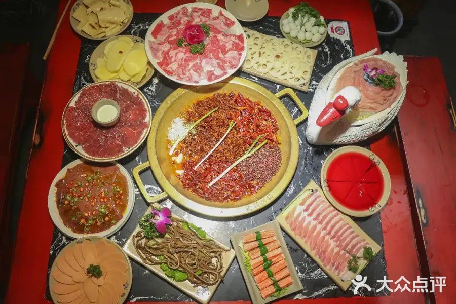 成都美食|只做火锅经典菜，只做火锅经典味！[调皮]