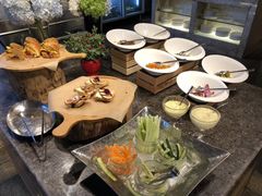 -松山湖凯悦酒店·Café自助餐厅·周末火舞秀表演