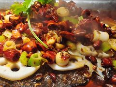 香辣烤鱼-辣尚瘾·烤鱼·新川菜(交大直营店)